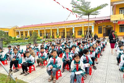 ️ TRƯỜNG TIỂU HỌC TRUNG THÀNH TỔ CHỨC QUYÊN GÓP ỦNG HỘ ĐỒNG BÀO MIỀN TRUNG – TÂY NGUYÊN BỊ THIỆT HẠI DO MƯA LŨ ️
